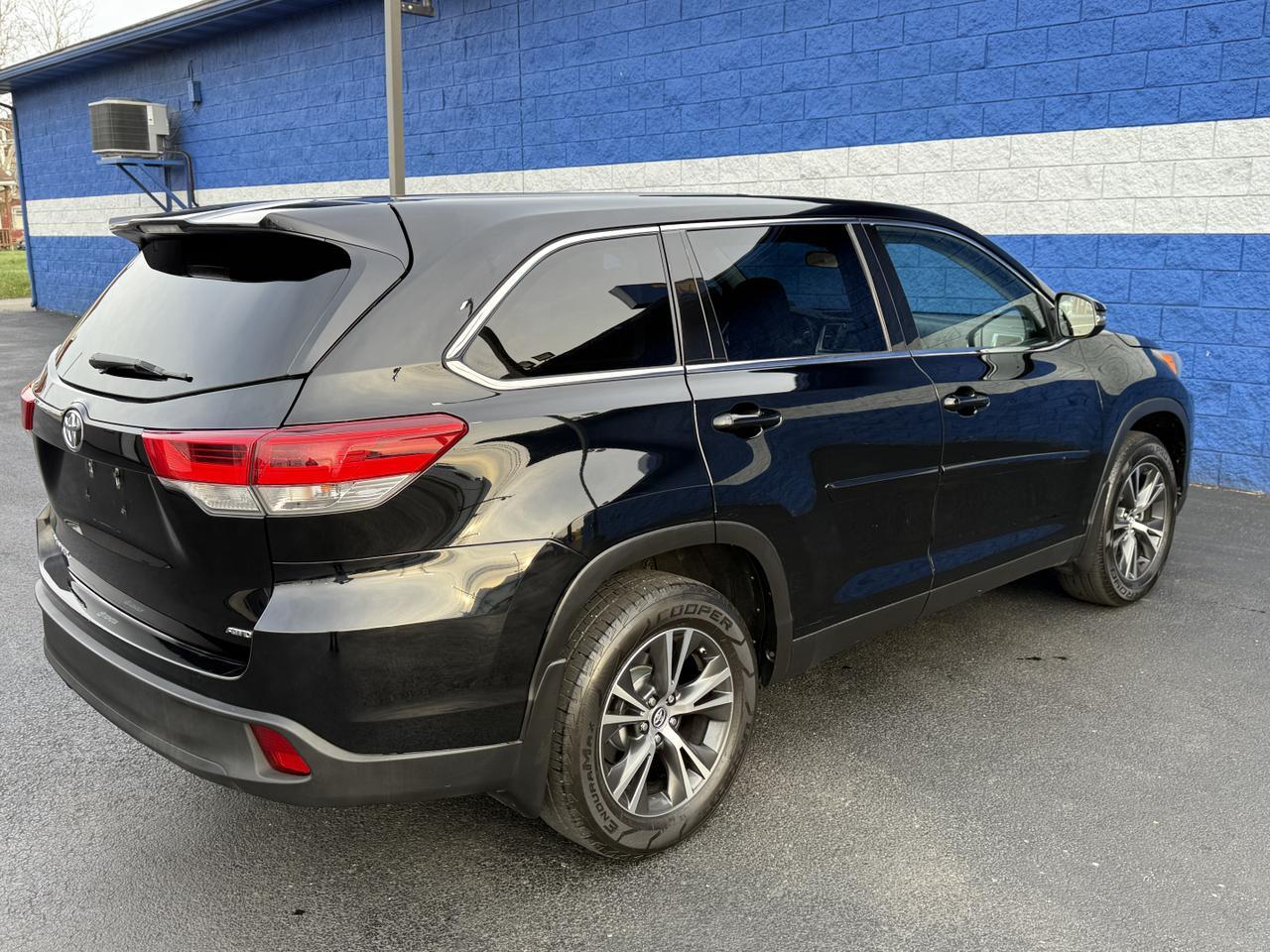 2019 Toyota Highlander LE Connellsville PA