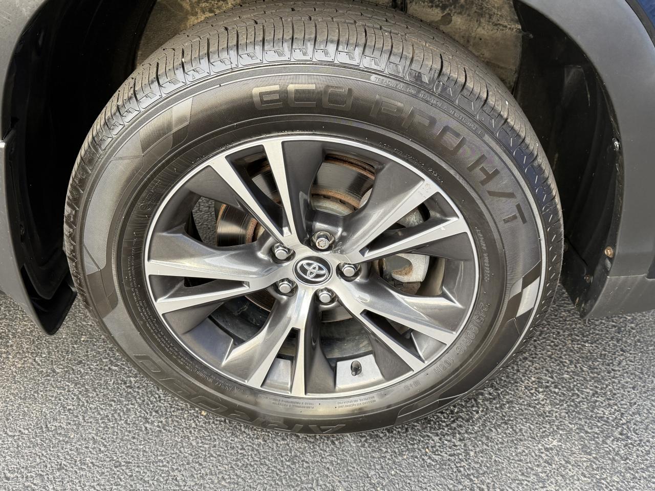 2019 Toyota Highlander LE Connellsville PA