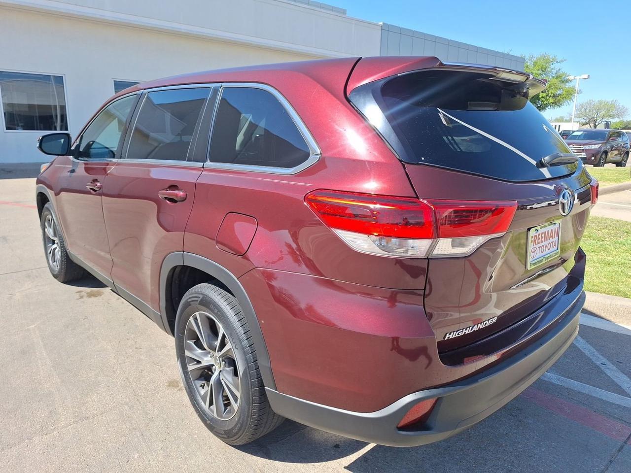 2019 Toyota Highlander LE Hurst TX