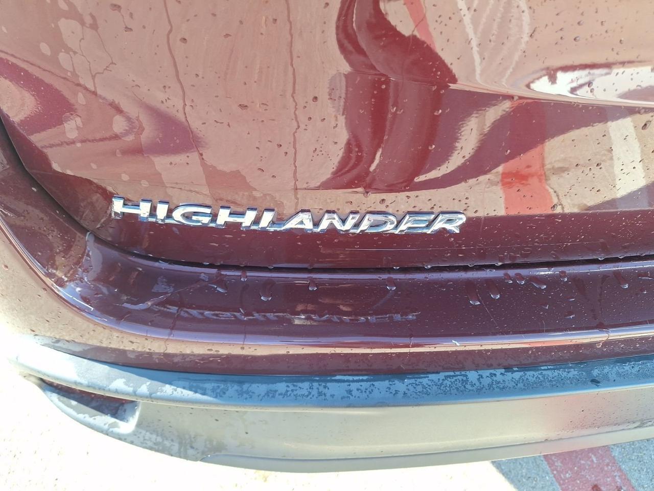 2019 Toyota Highlander LE Hurst TX