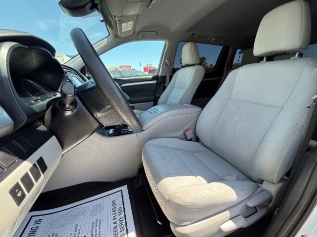 2019 Toyota Highlander LE Mesa AZ