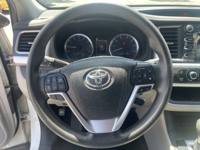 2019 Toyota Highlander LE Mesa AZ