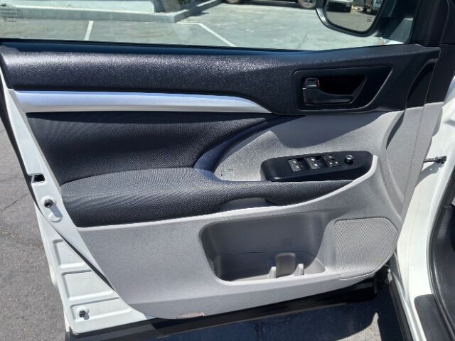 2019 Toyota Highlander LE Mesa AZ