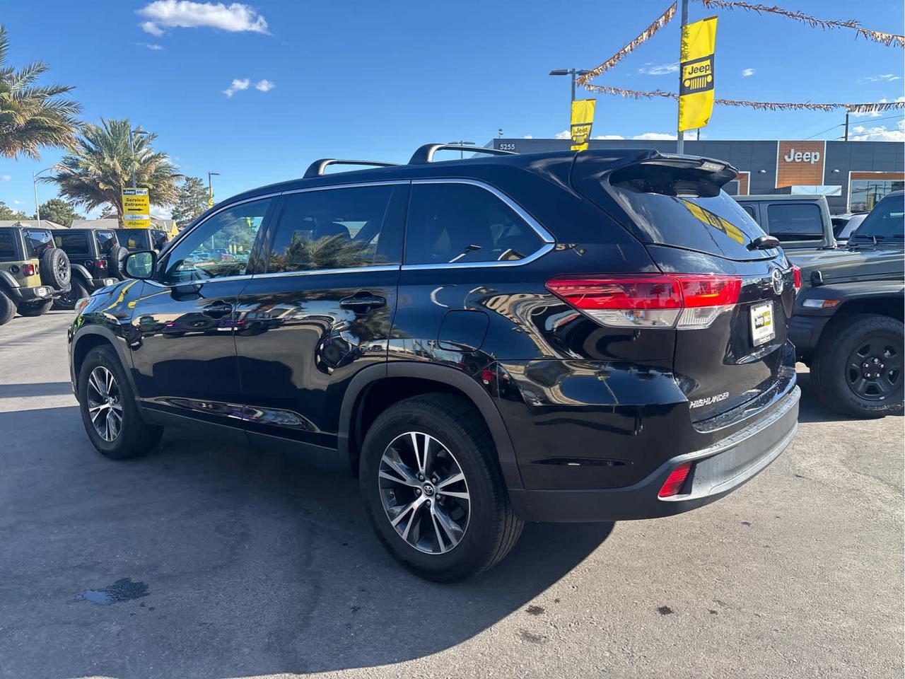 2019 Toyota Highlander LE Irving TX