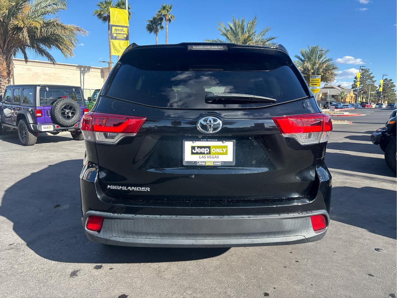 2019 Toyota Highlander LE Irving TX