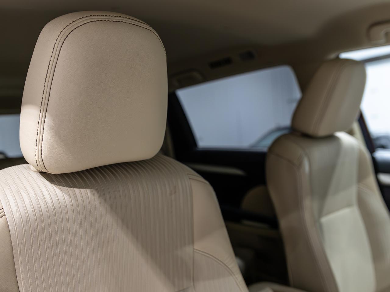 2019 Toyota Highlander LE Plus AWD 8-Passenger Cranberry PA