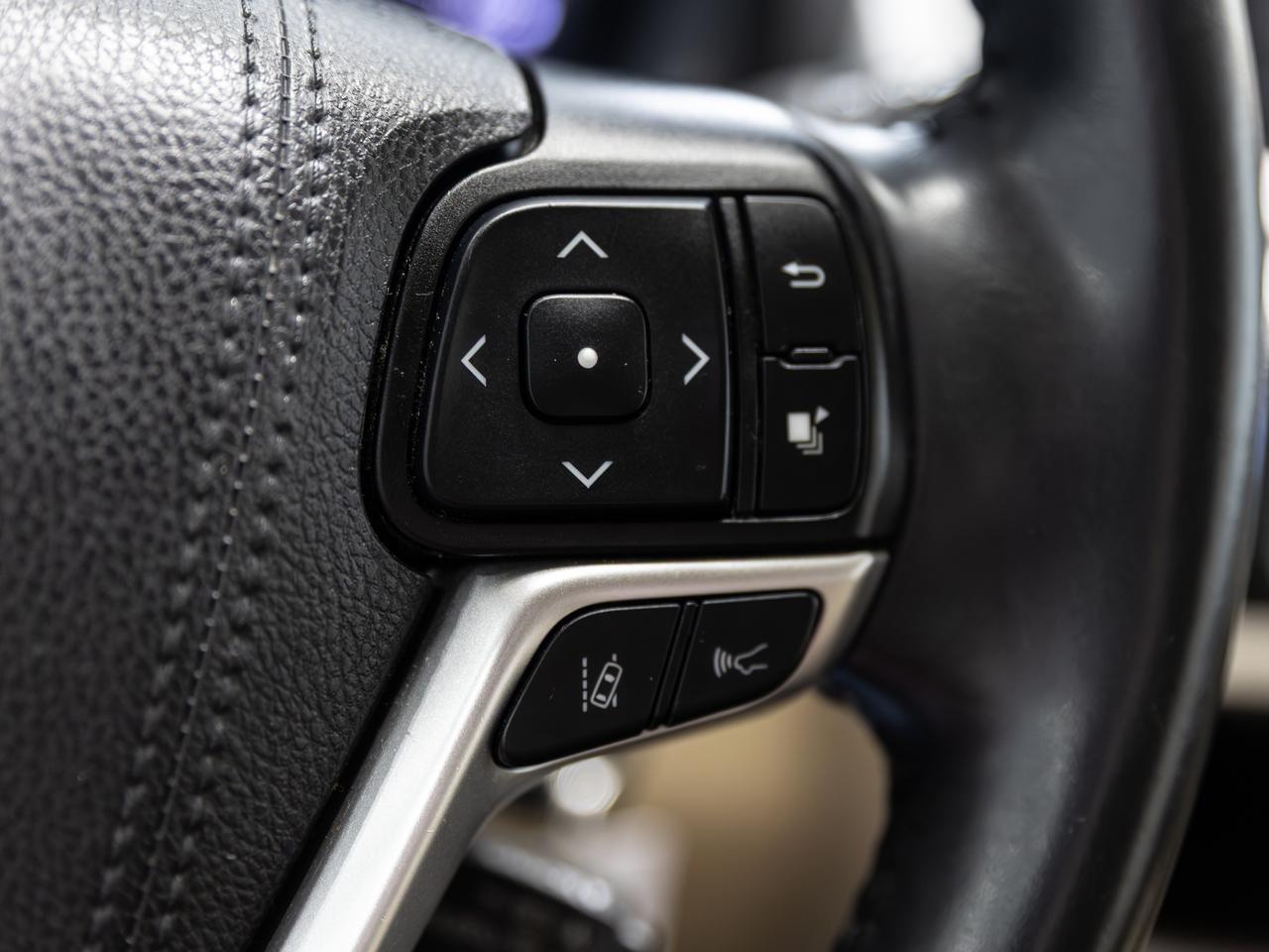 2019 Toyota Highlander LE Plus AWD 8-Passenger Cranberry PA