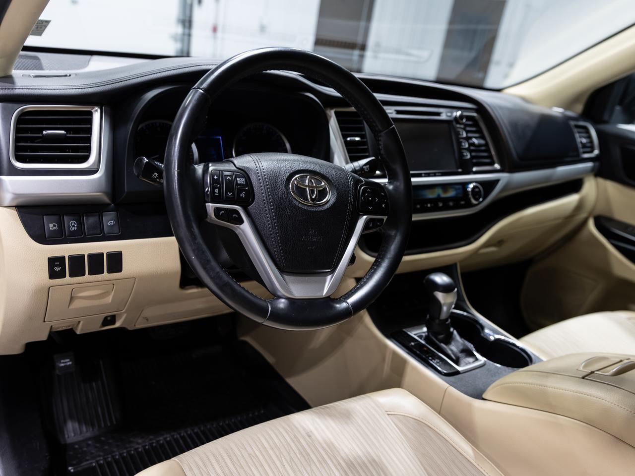 2019 Toyota Highlander LE Plus AWD 8-Passenger Cranberry PA