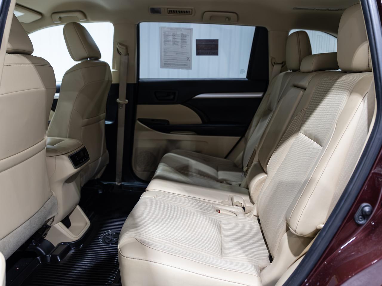 2019 Toyota Highlander LE Plus AWD 8-Passenger Cranberry PA