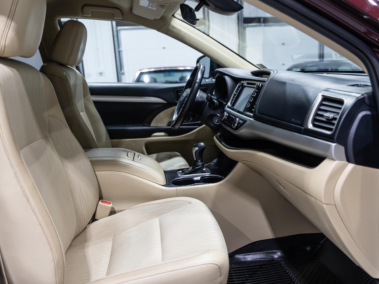 2019 Toyota Highlander LE Plus AWD 8-Passenger Cranberry PA
