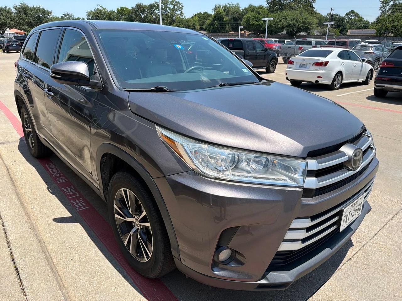 2019 Toyota Highlander LE Plus Hurst TX