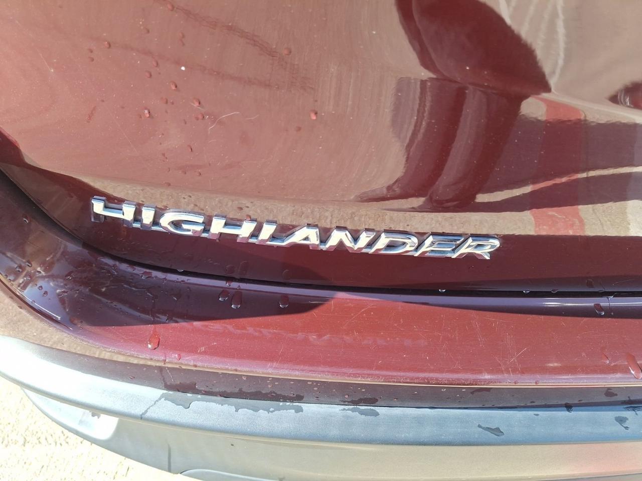 2019 Toyota Highlander LE Plus Hurst TX