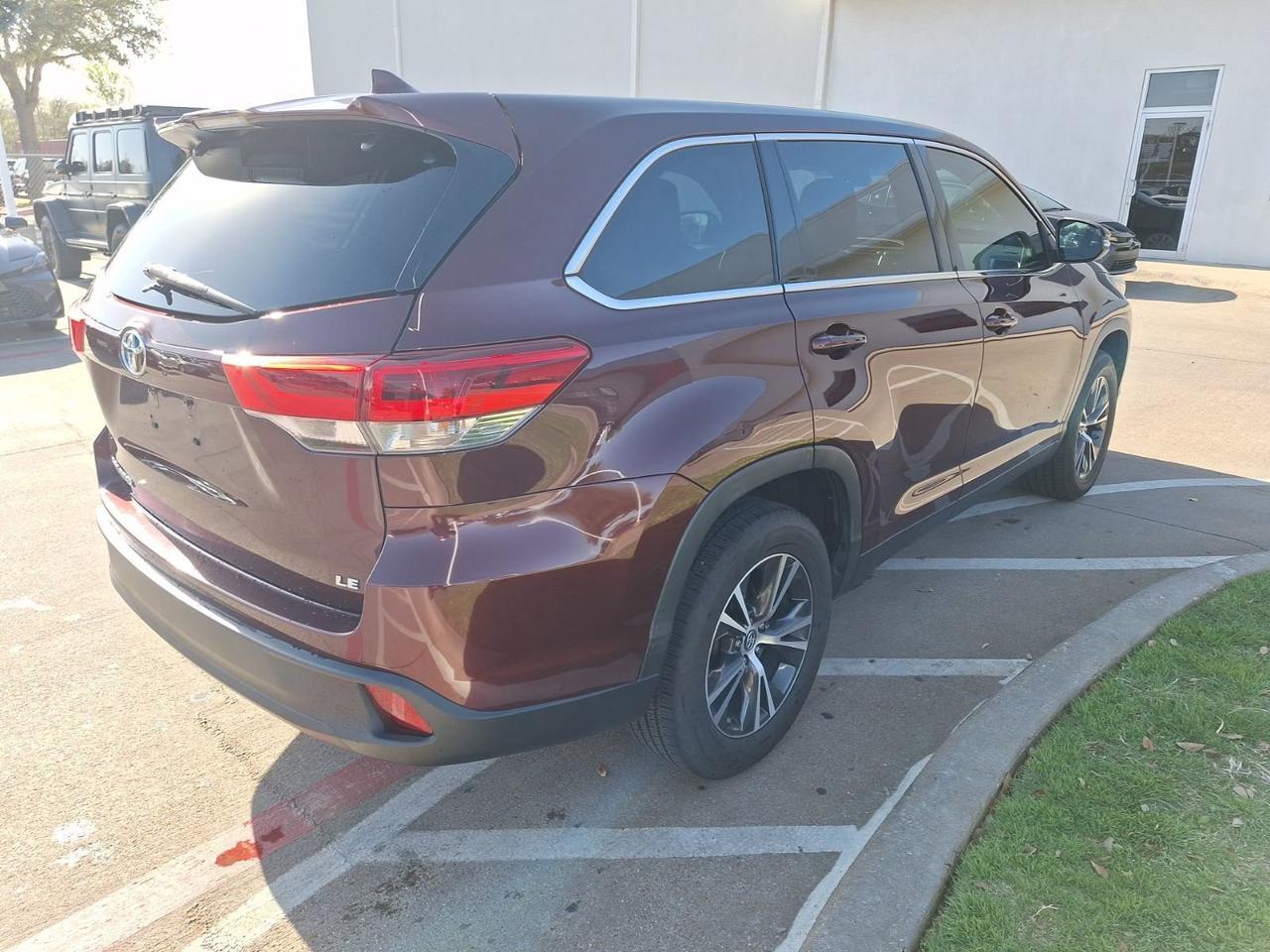 2019 Toyota Highlander LE Plus Hurst TX