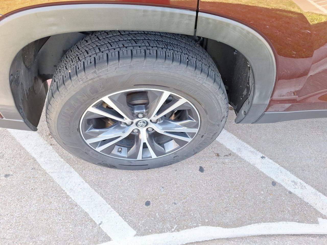 2019 Toyota Highlander LE Plus Hurst TX