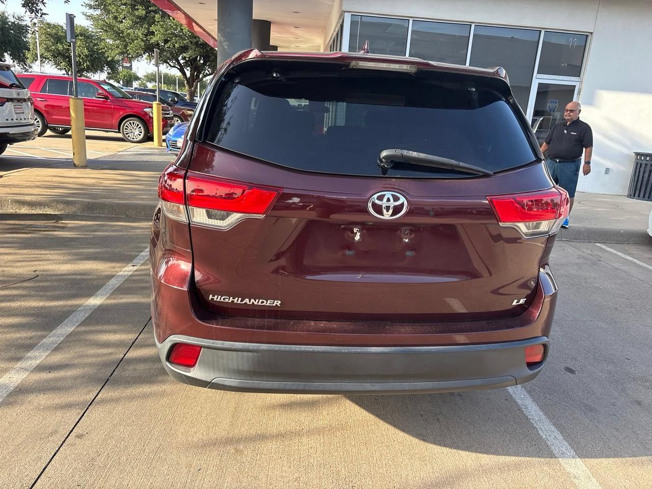2019 Toyota Highlander LE Plus Hurst TX
