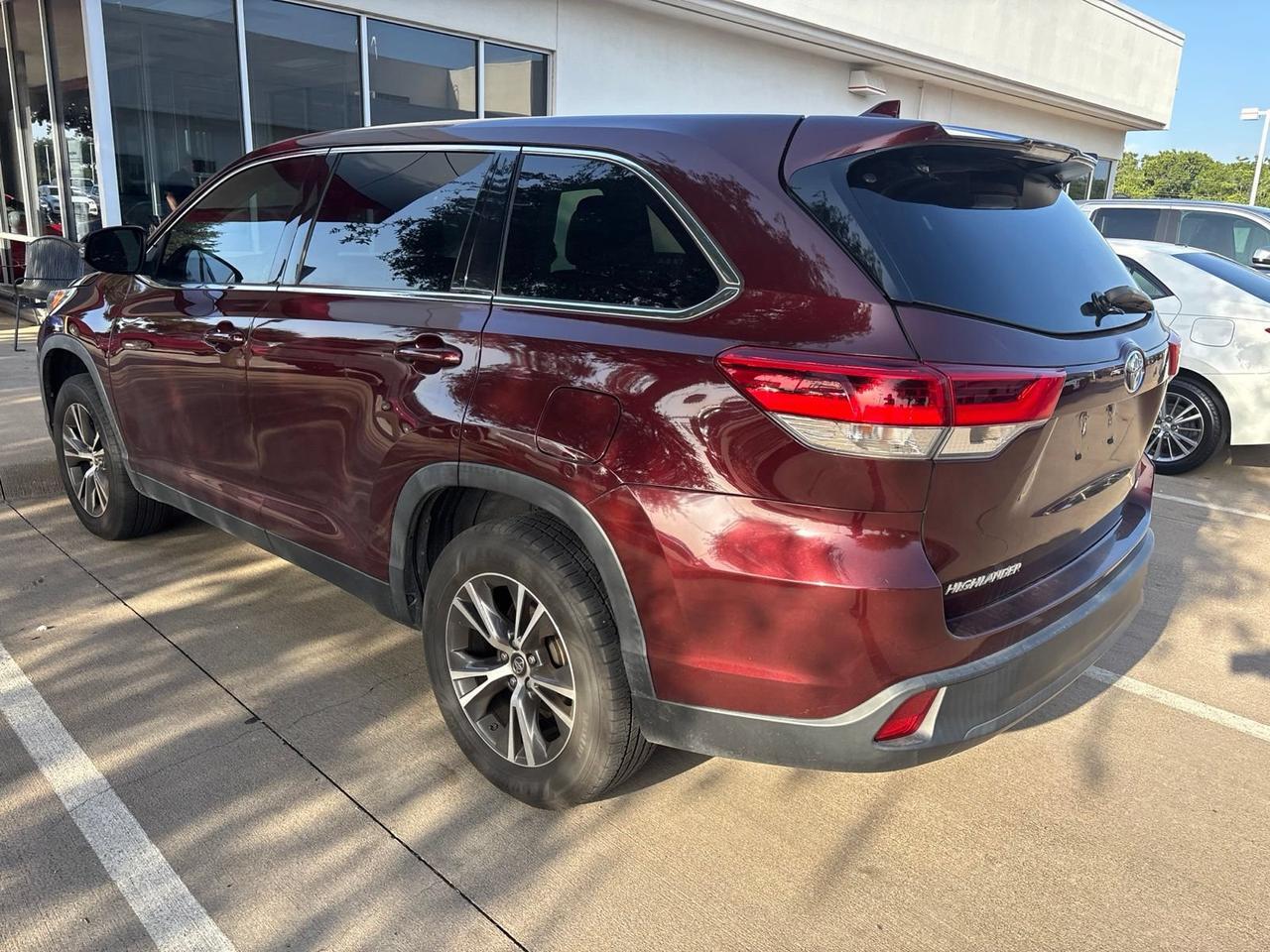 2019 Toyota Highlander LE Plus Hurst TX