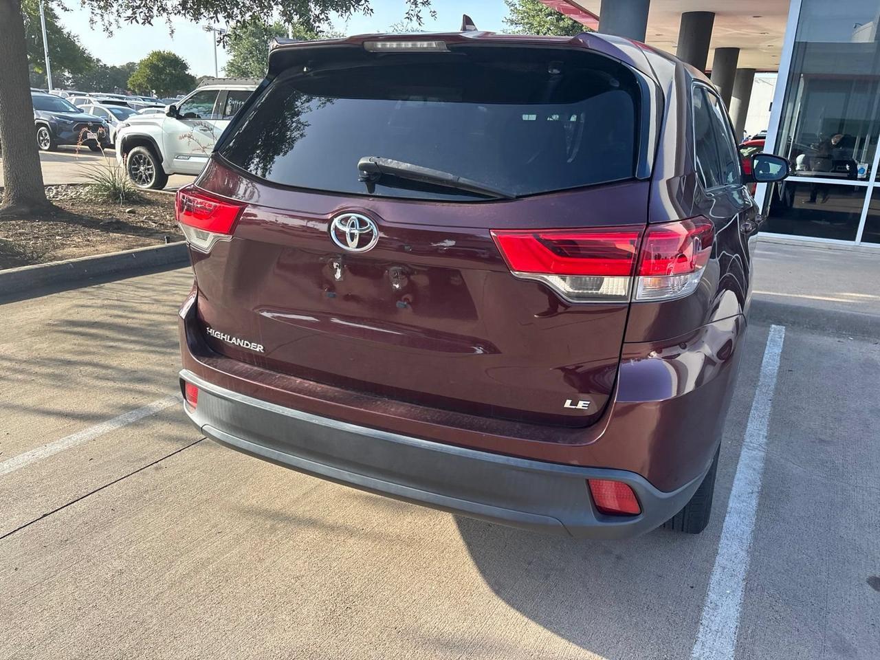 2019 Toyota Highlander LE Plus Hurst TX