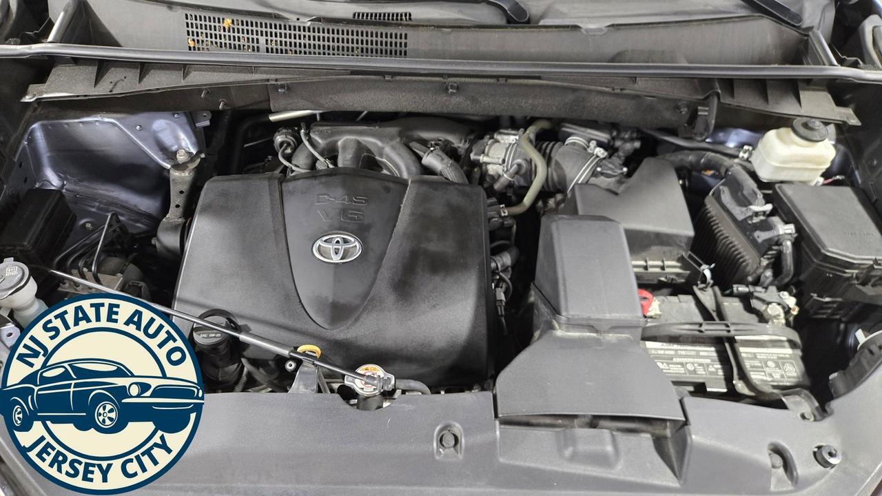 2019 Toyota Highlander LE Plus Jersey City NJ