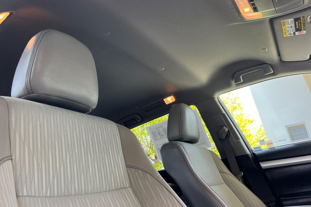 2019 Toyota Highlander LE Plus Roseville CA