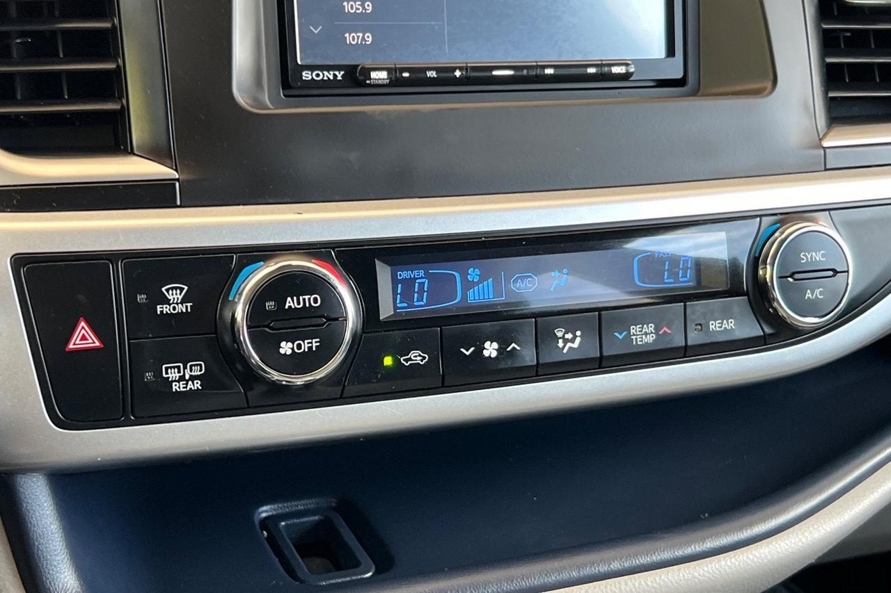 2019 Toyota Highlander LE Plus Roseville CA