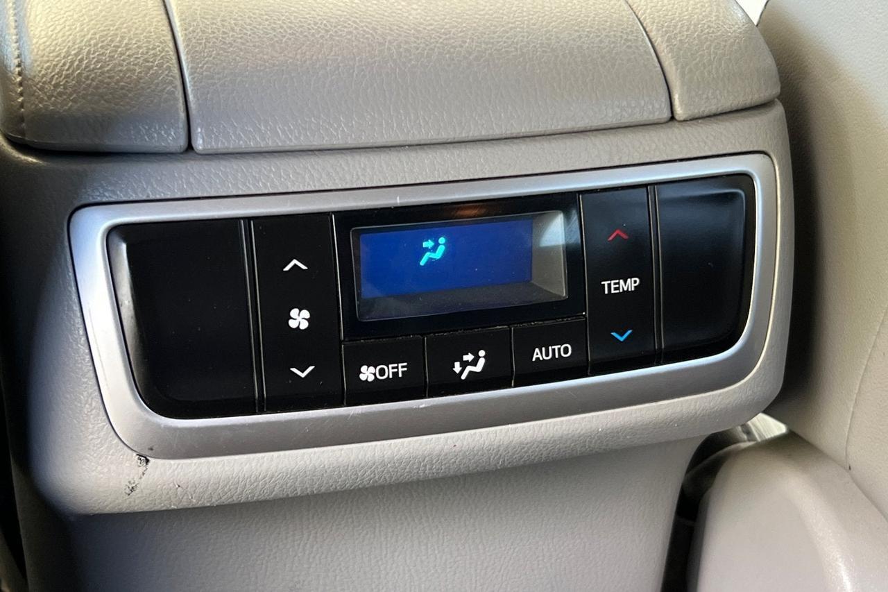 2019 Toyota Highlander LE Plus Roseville CA