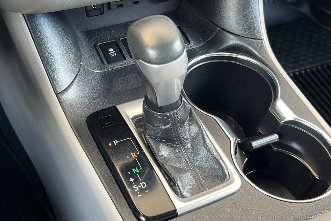2019 Toyota Highlander LE Plus Roseville CA
