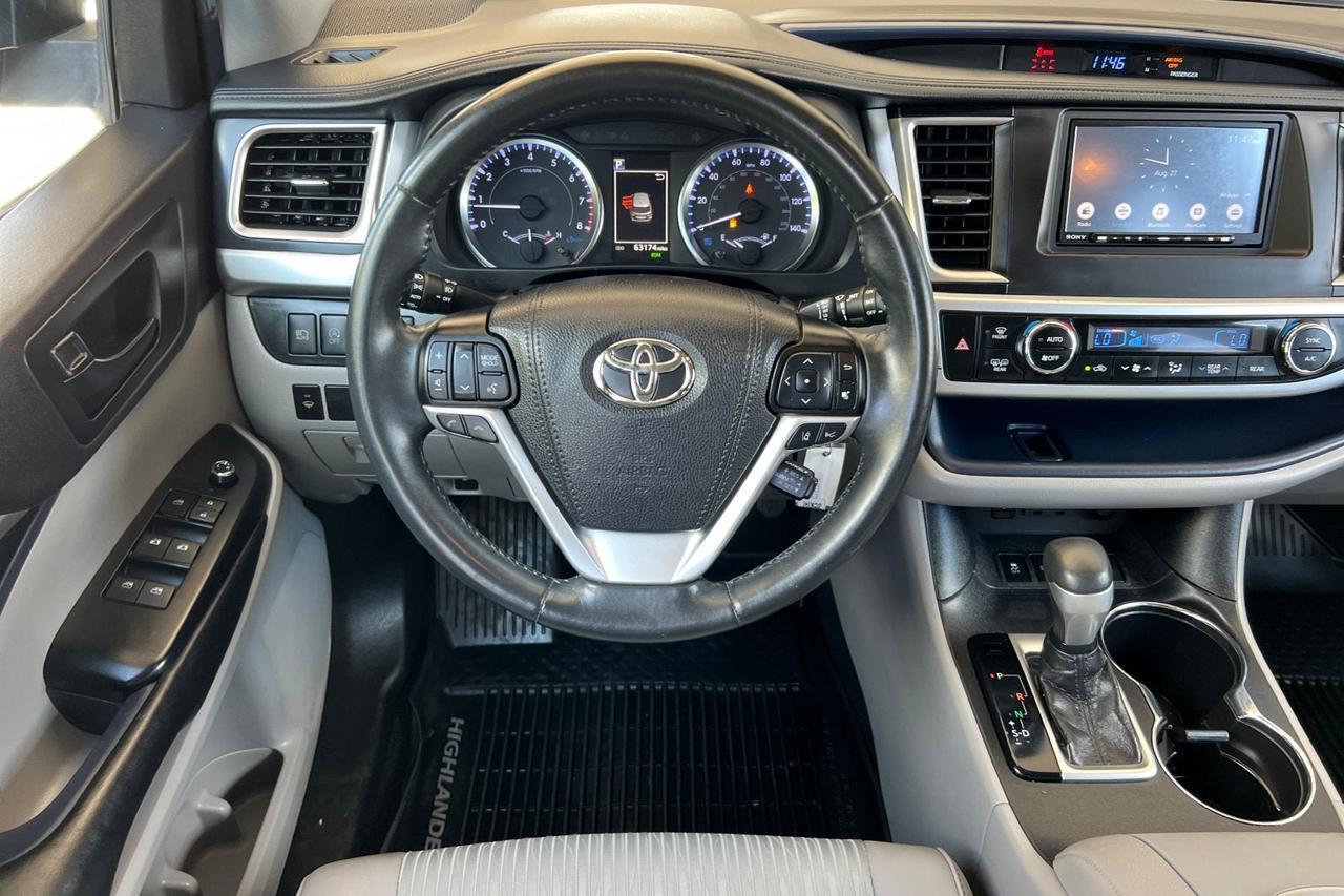 2019 Toyota Highlander LE Plus Roseville CA