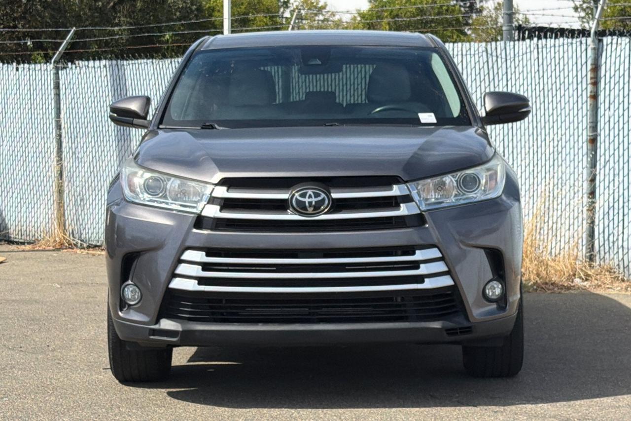 2019 Toyota Highlander LE Plus Roseville CA