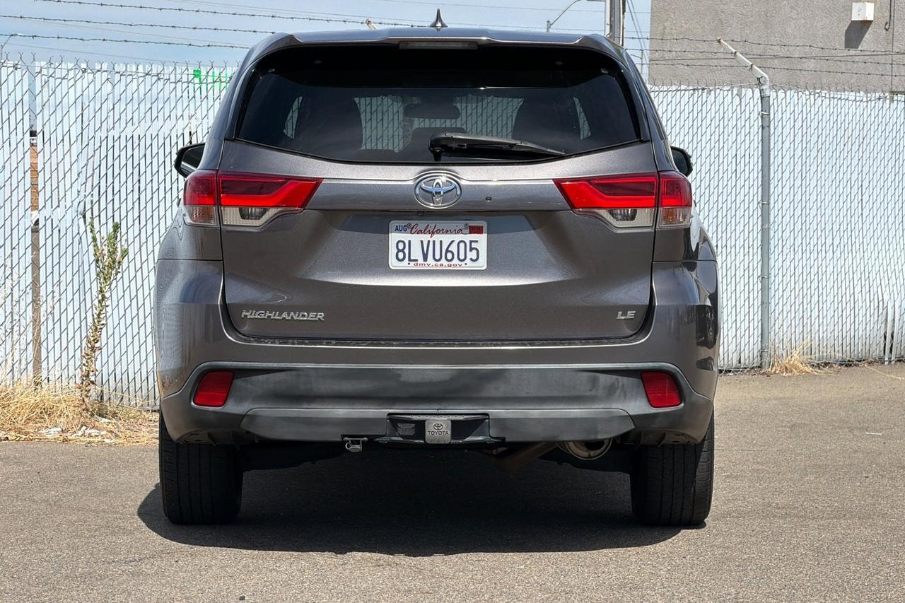 2019 Toyota Highlander LE Plus Roseville CA