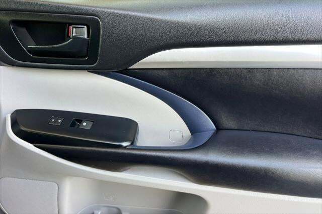 2019 Toyota Highlander LE Plus Roseville CA