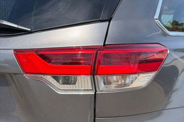 2019 Toyota Highlander LE Plus Roseville CA