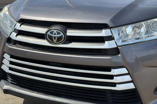 2019 Toyota Highlander LE Plus Roseville CA