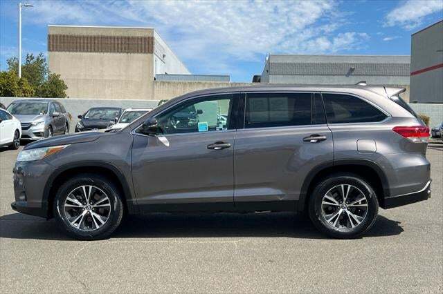 2019 Toyota Highlander LE Plus Roseville CA
