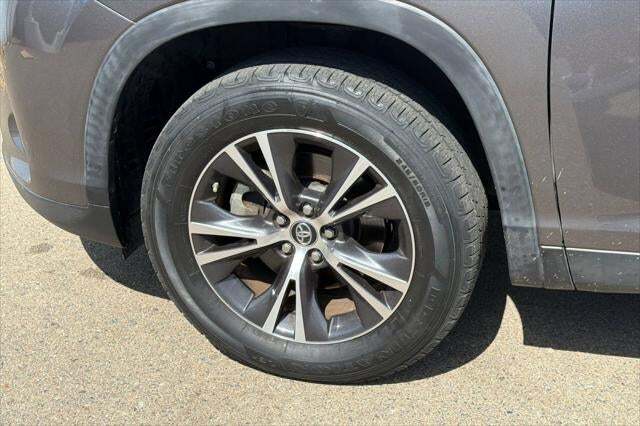 2019 Toyota Highlander LE Plus Roseville CA