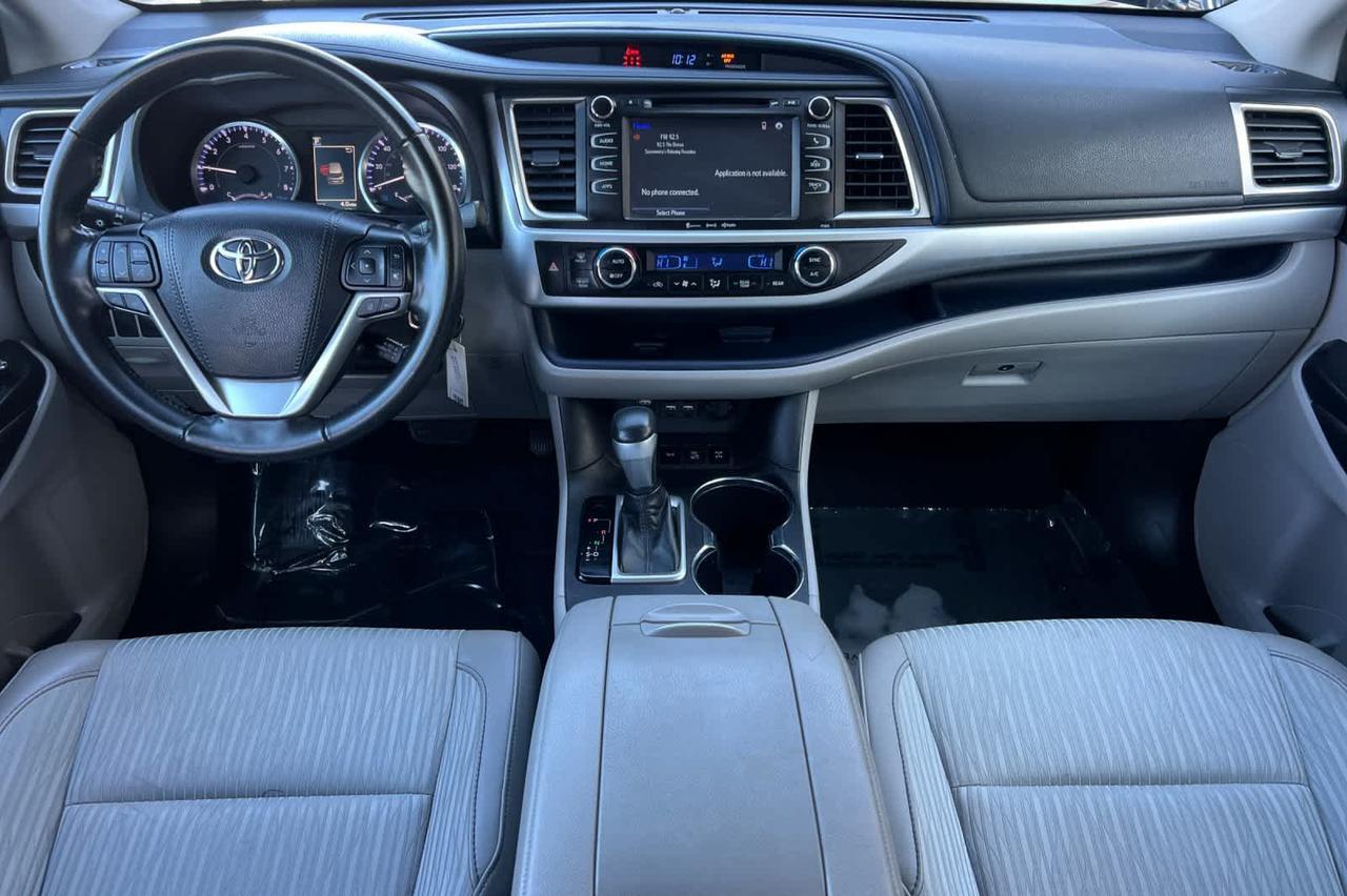 2019 Toyota Highlander LE Plus