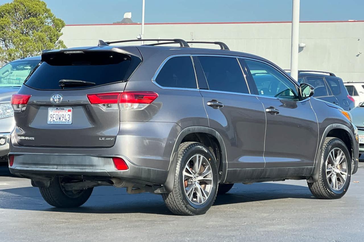2019 Toyota Highlander LE Plus