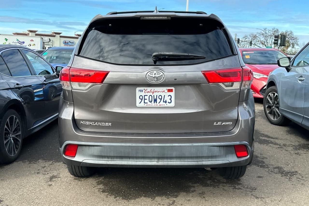 2019 Toyota Highlander LE Plus Roseville CA