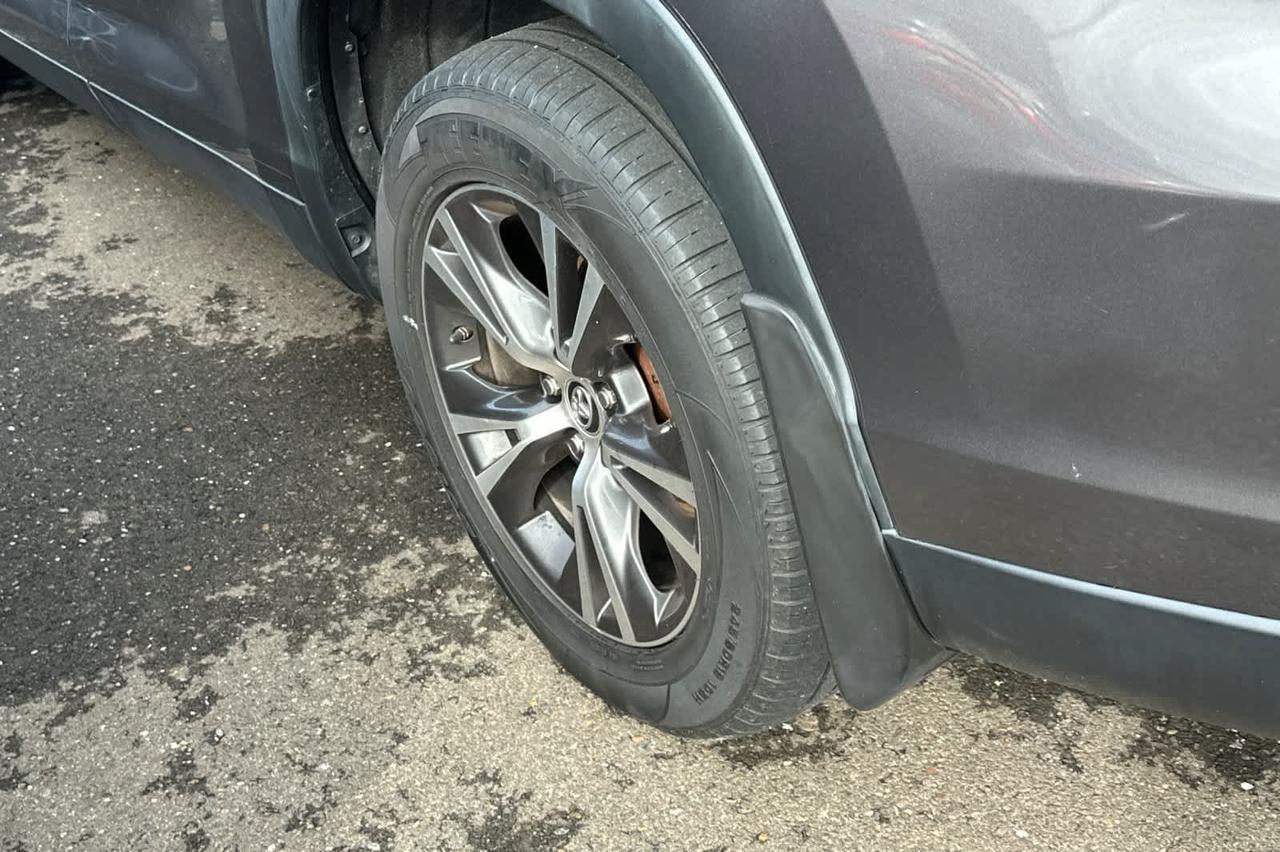 2019 Toyota Highlander LE Plus Roseville CA