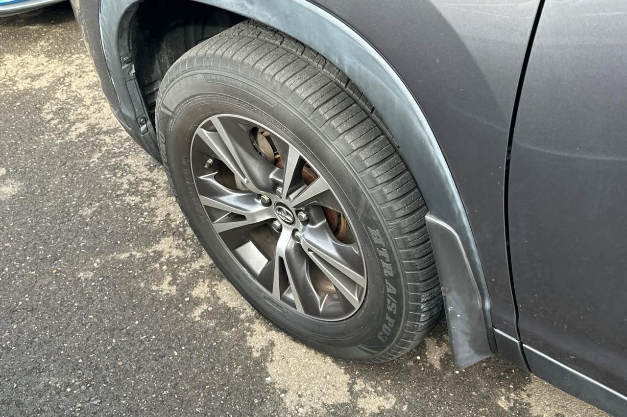 2019 Toyota Highlander LE Plus Roseville CA