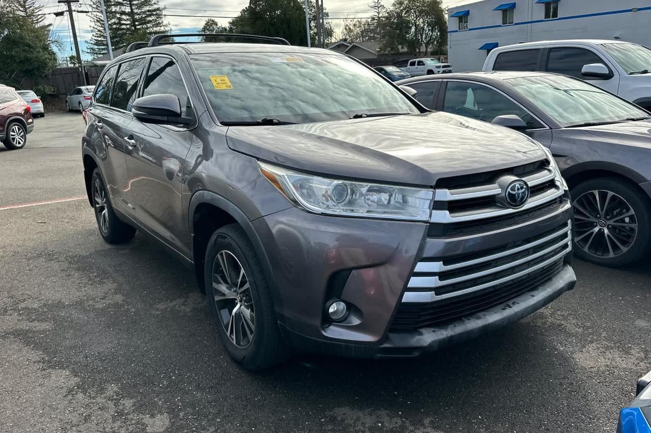 2019 Toyota Highlander LE Plus Roseville CA