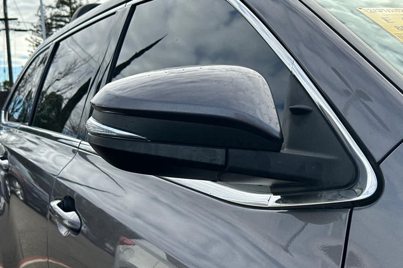 2019 Toyota Highlander LE Plus Roseville CA