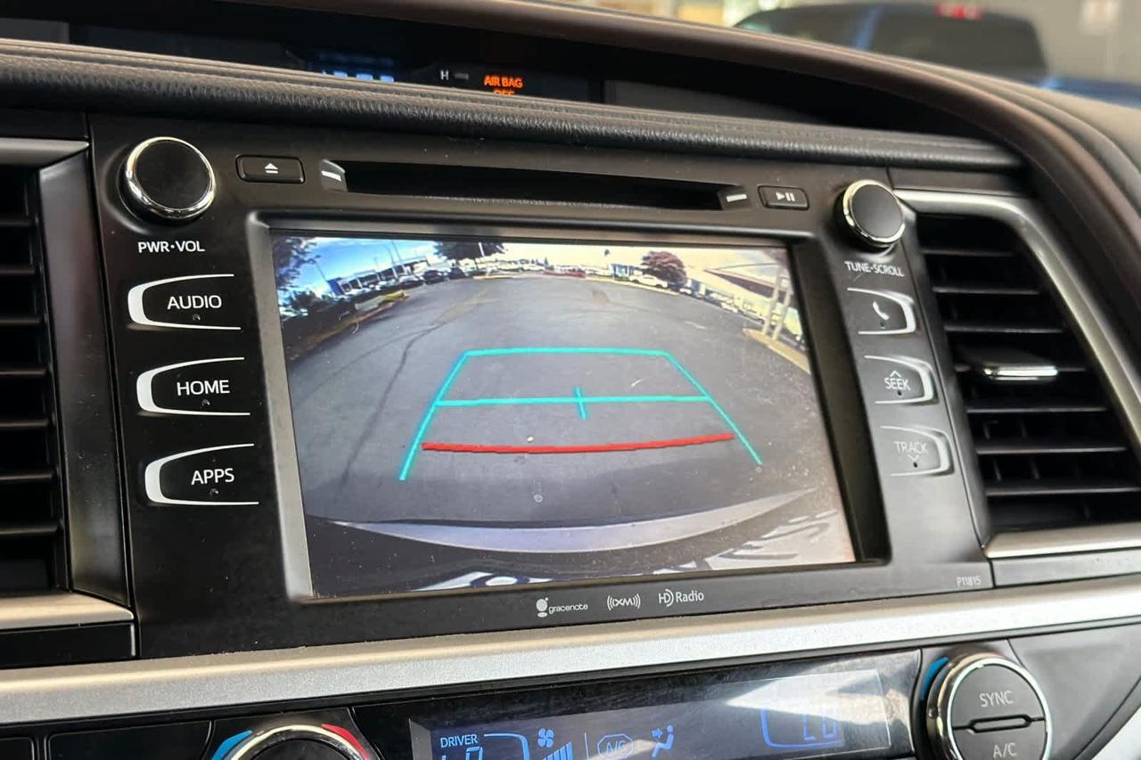 2019 Toyota Highlander LE Plus Roseville CA