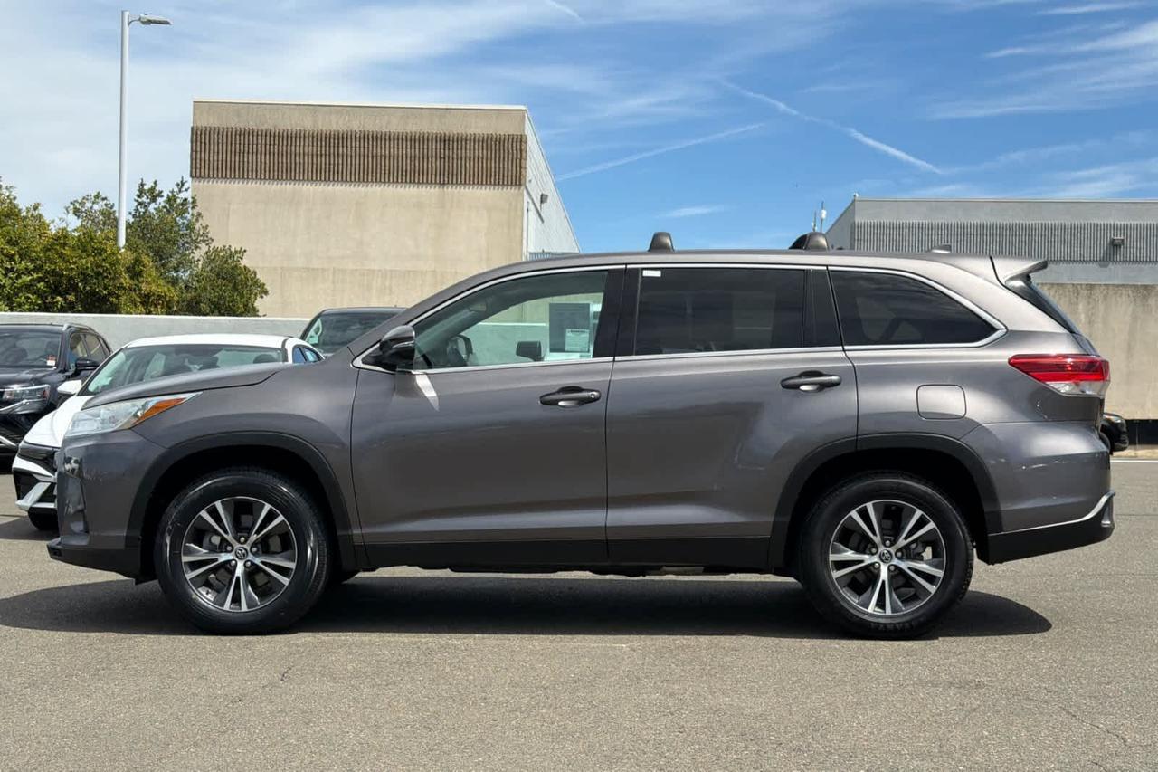 2019 Toyota Highlander LE Plus Roseville CA