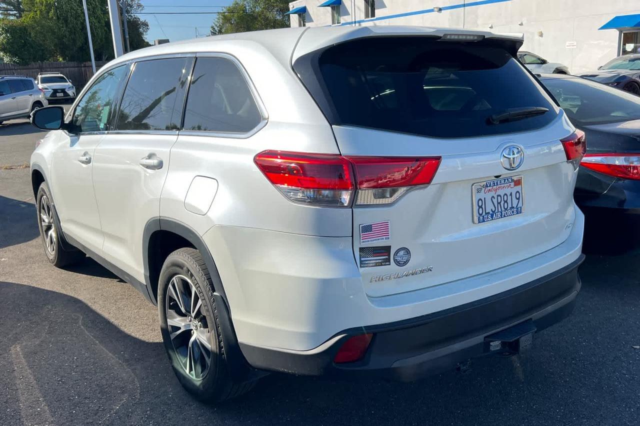 2019 Toyota Highlander LE Roseville CA