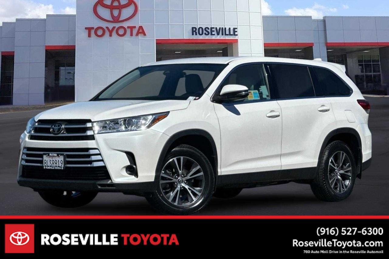 2019 Toyota Highlander LE