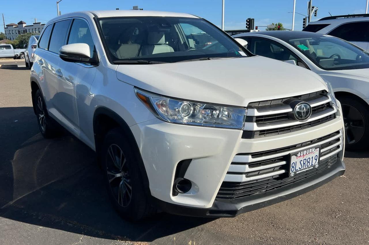 2019 Toyota Highlander LE Roseville CA