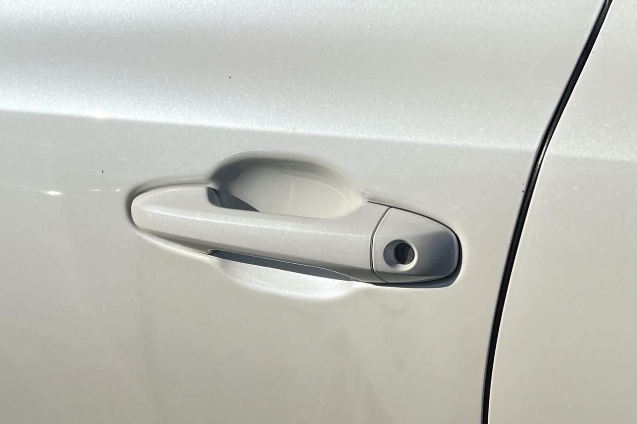 2019 Toyota Highlander LE Roseville CA