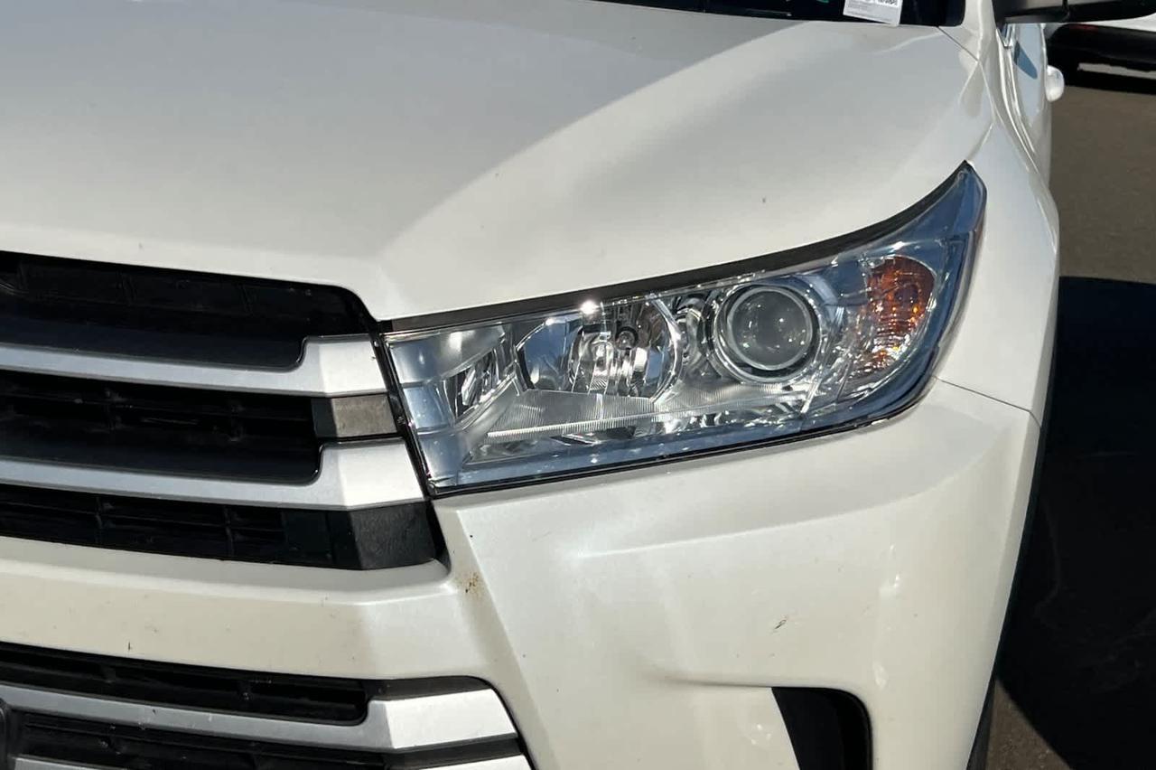 2019 Toyota Highlander LE Roseville CA