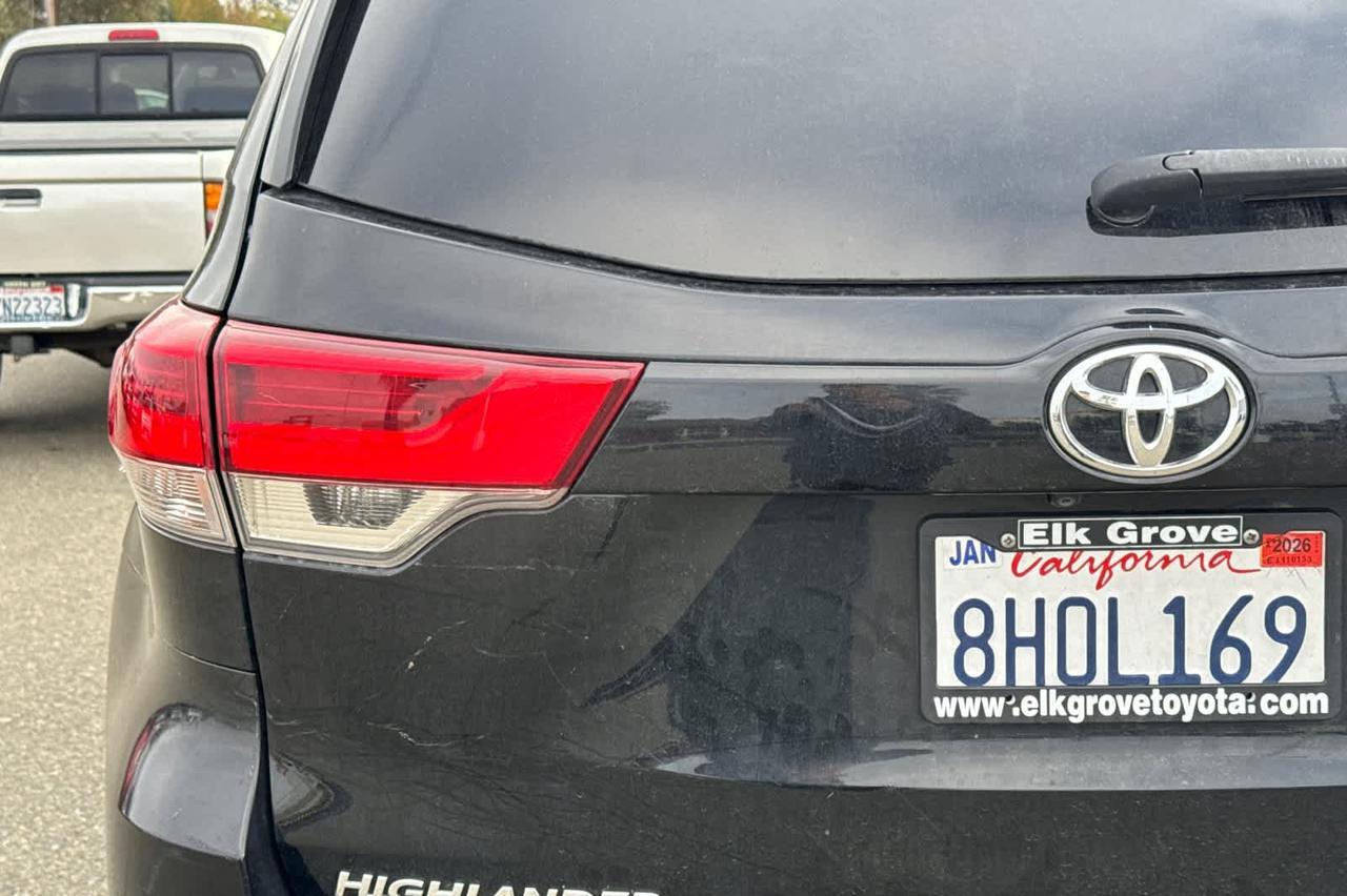 2019 Toyota Highlander LE Roseville CA