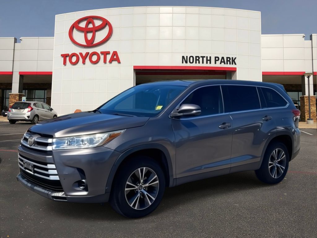 2019 Toyota Highlander LE